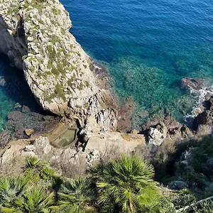 Awa Kafara Affittacamere Porticello